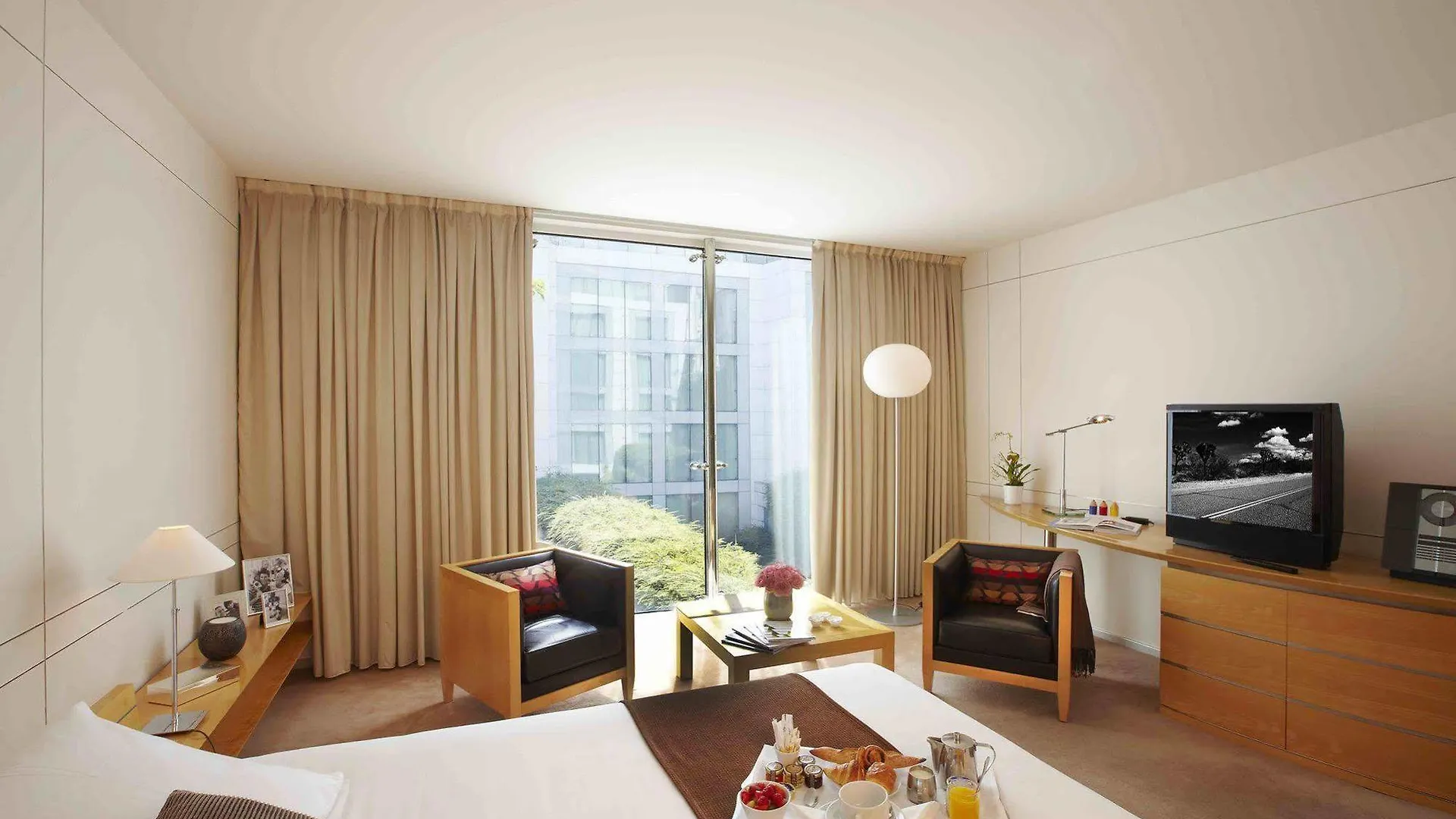 Ascott Arc De Triomphe Hotel Parigi