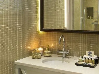 Отель Ascott Arc De Triomphe 4*