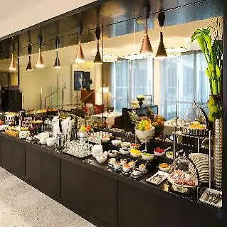 Hotel Ascott Arc De Triomphe 4*