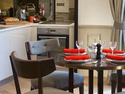 Hotell Ascott Arc De Triomphe